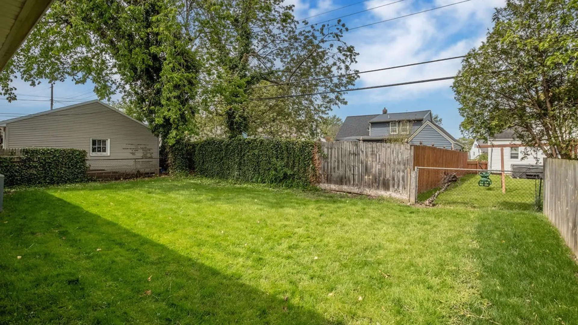 Property at 78 Snug Haven Court, Tonawanda, NY 14150 46