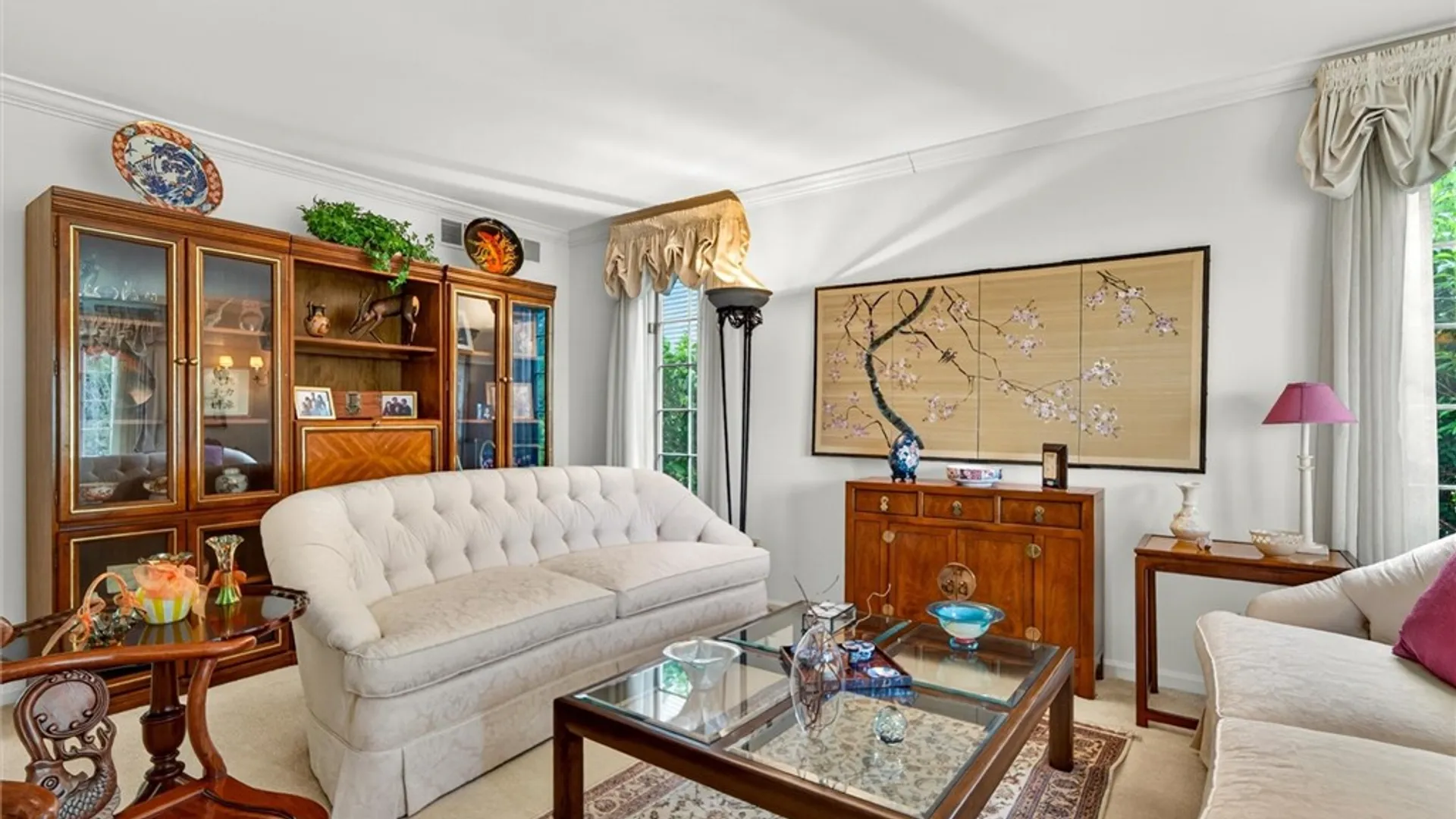 Property at 8 Saint Andrews, Pittsford, NY 14534 18