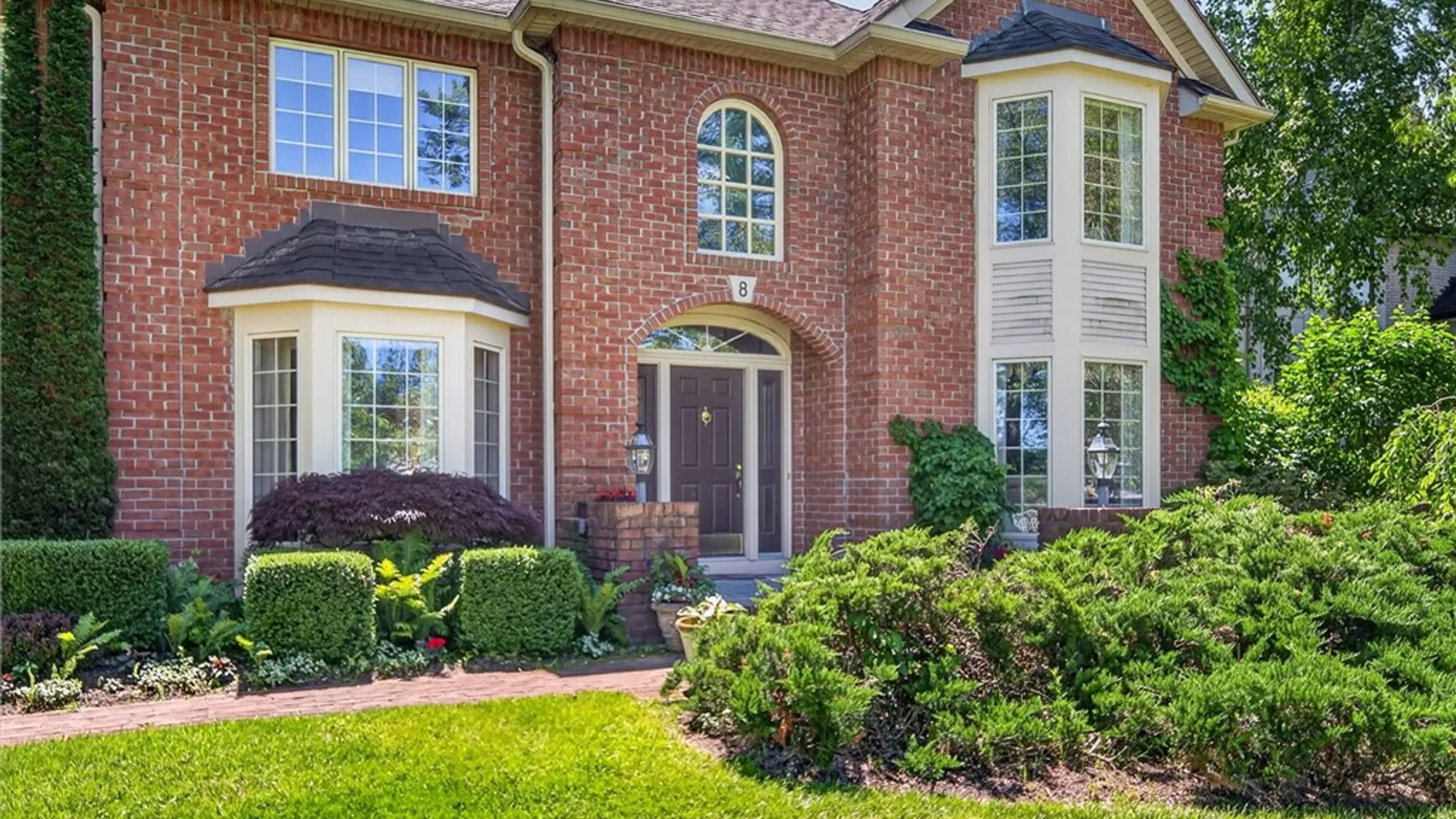 Property at 8 Saint Andrews, Pittsford, NY 14534 3
