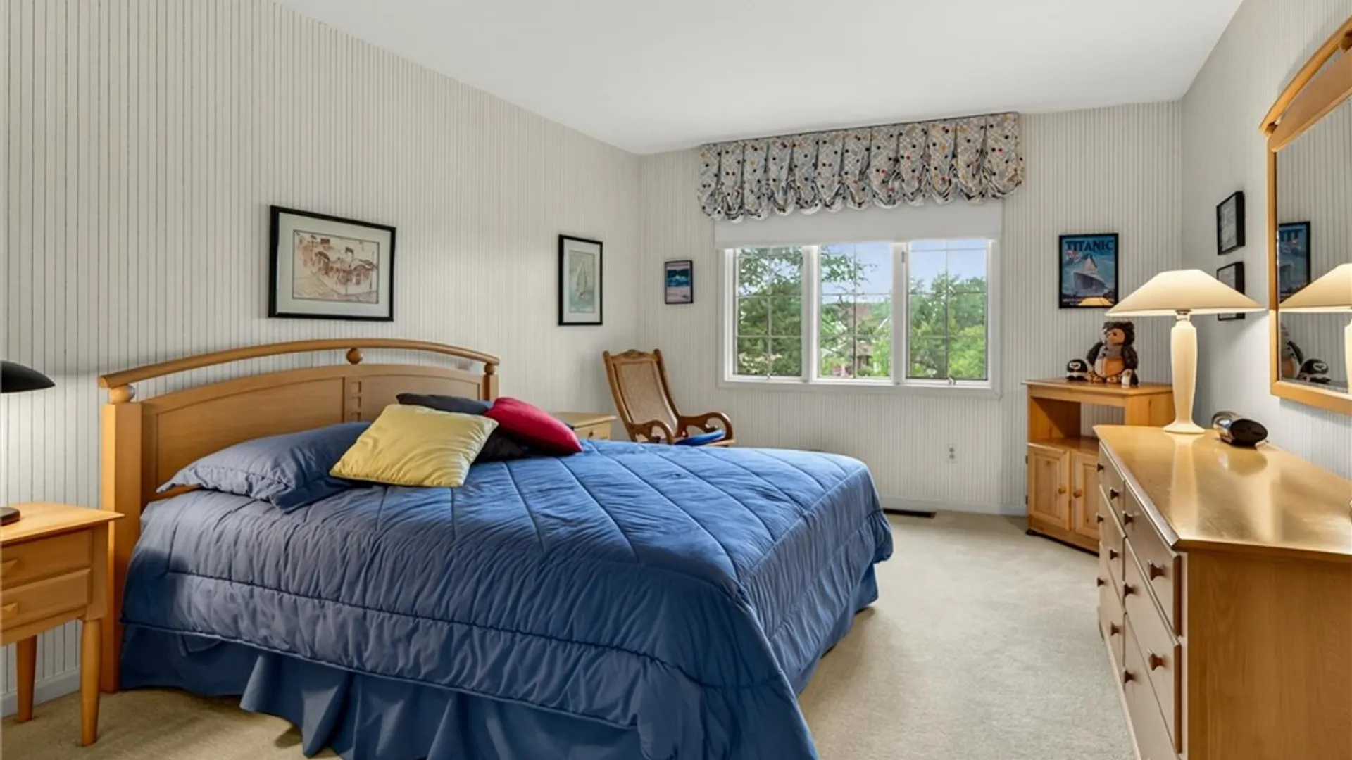 Property at 8 Saint Andrews, Pittsford, NY 14534 35