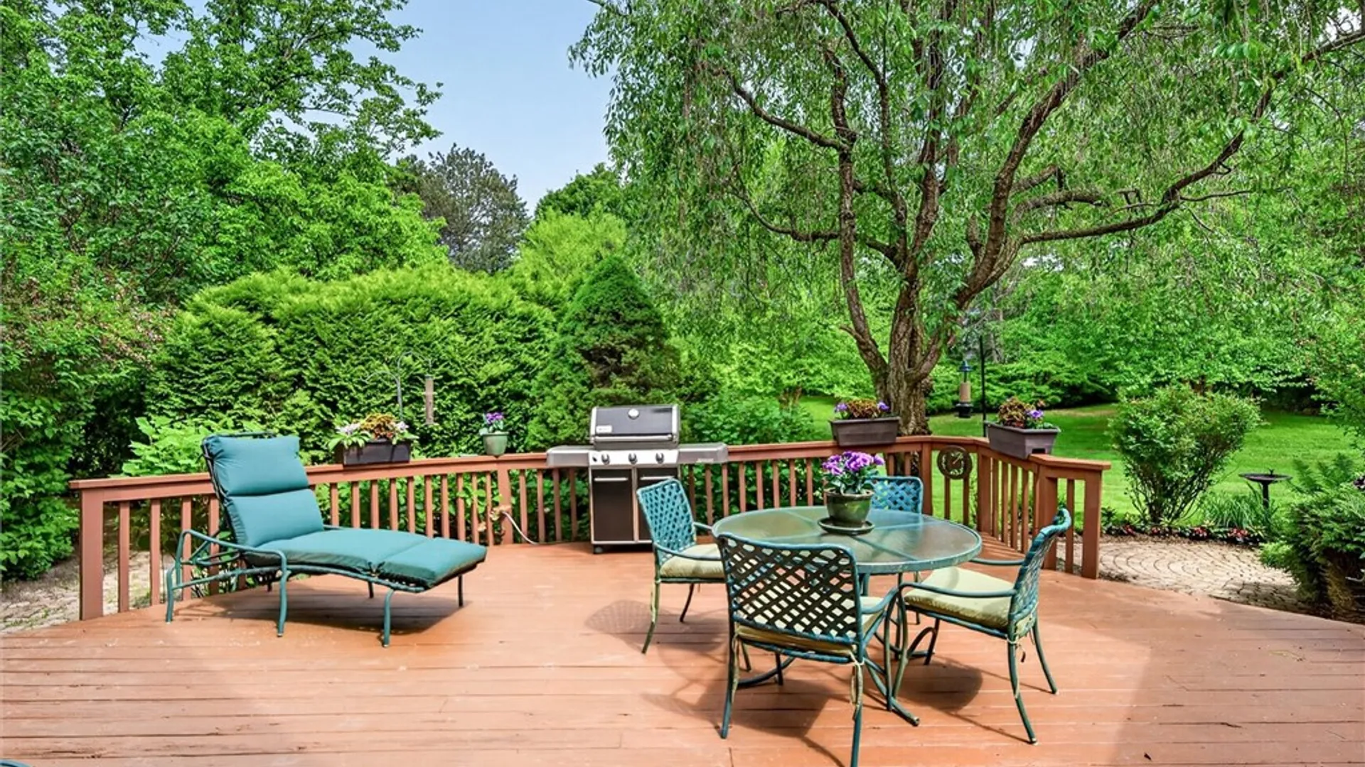 Property at 8 Saint Andrews, Pittsford, NY 14534 43