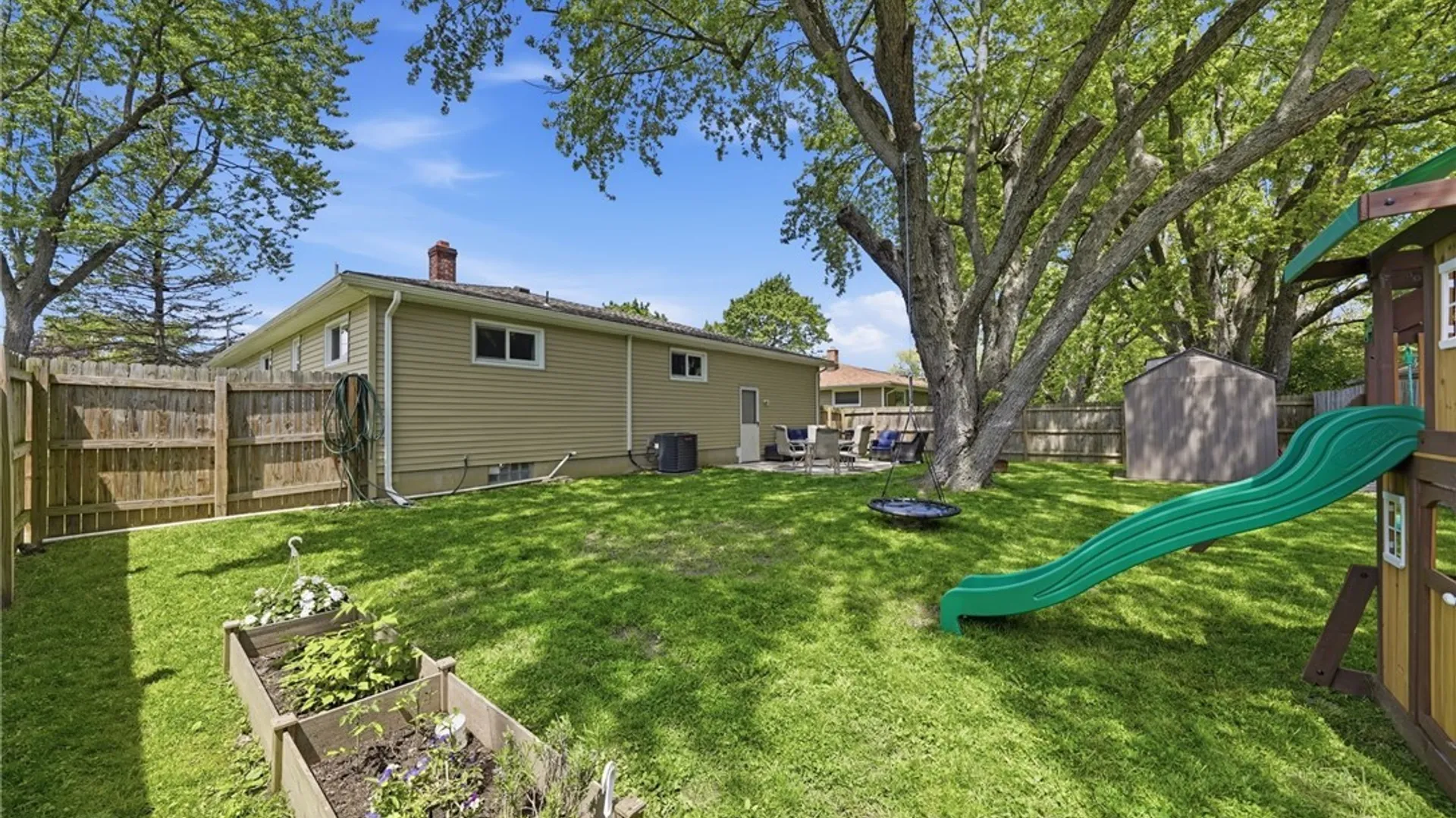 Property at 203 Broezel Avenue, Lancaster, NY 14086 24