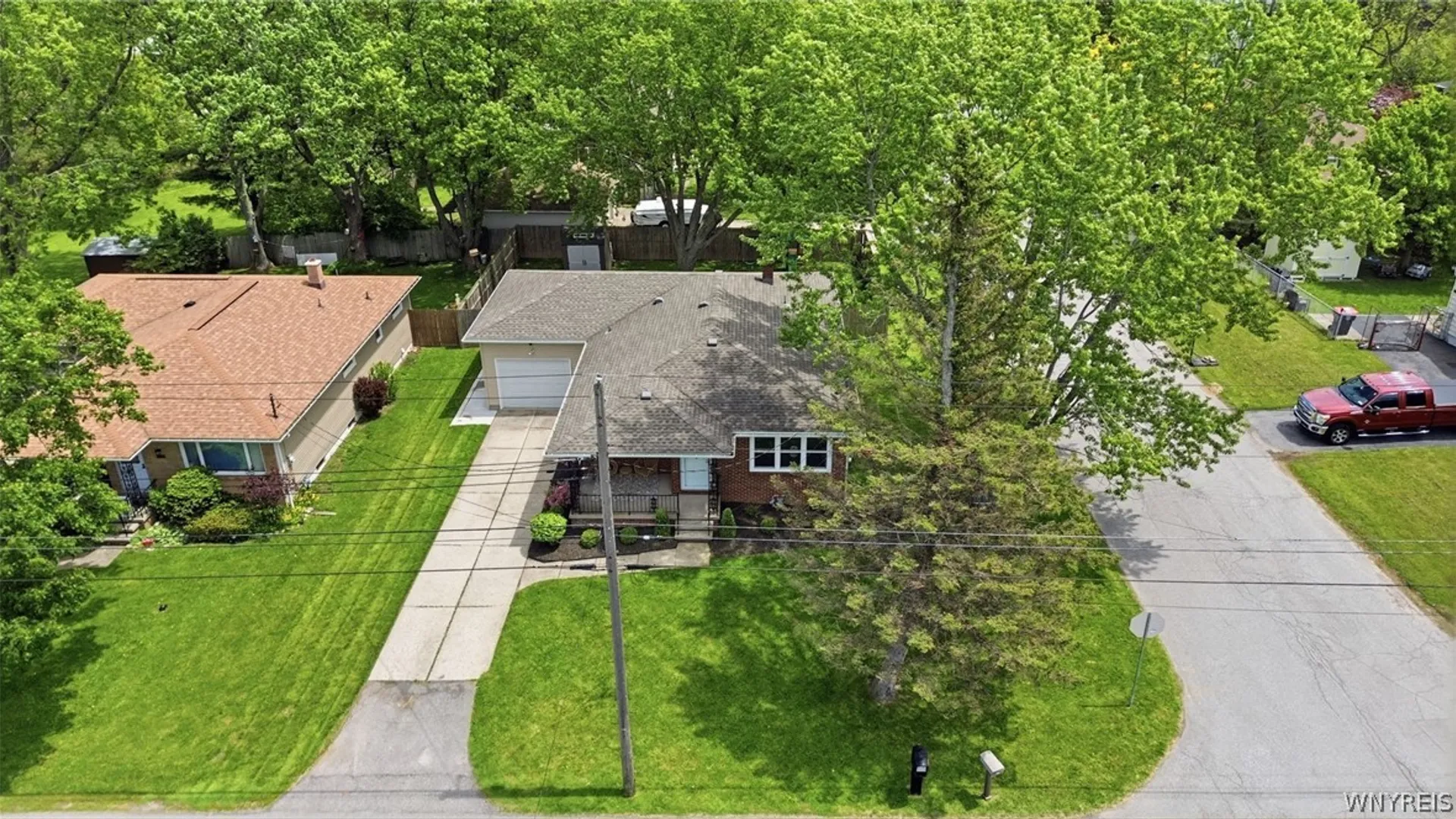 Property at 203 Broezel Avenue, Lancaster, NY 14086 29