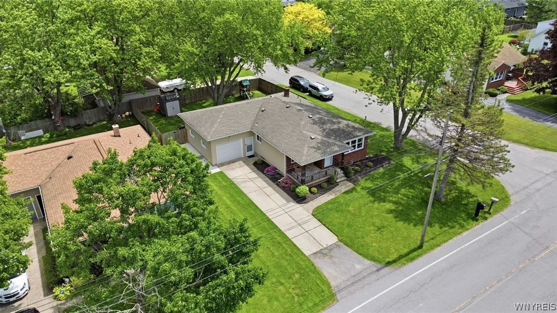 Property at 203 Broezel Avenue, Lancaster, NY 14086 30