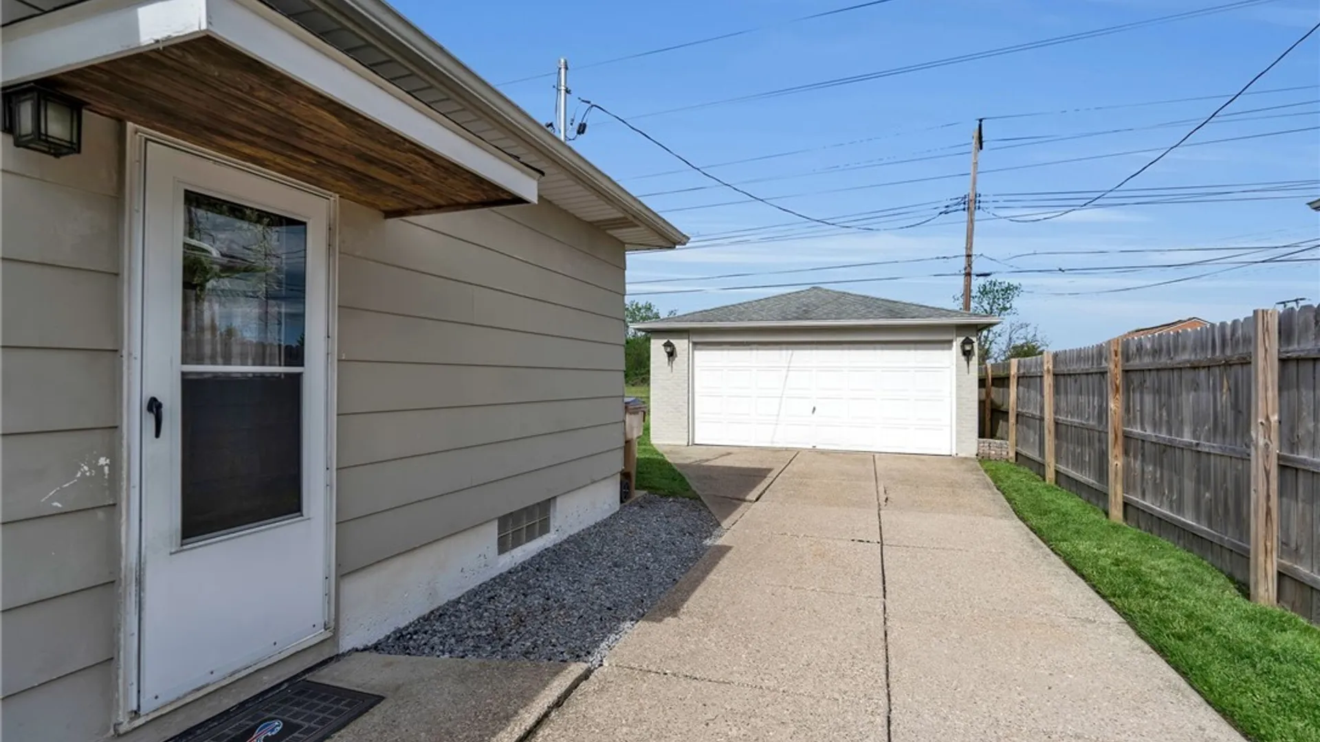 Property at 78 Jane Drive, Cheektowaga, NY 14227 5