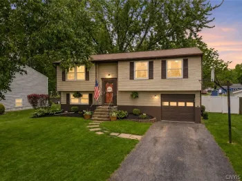 110 Rocky Road, Salina, NY 13090