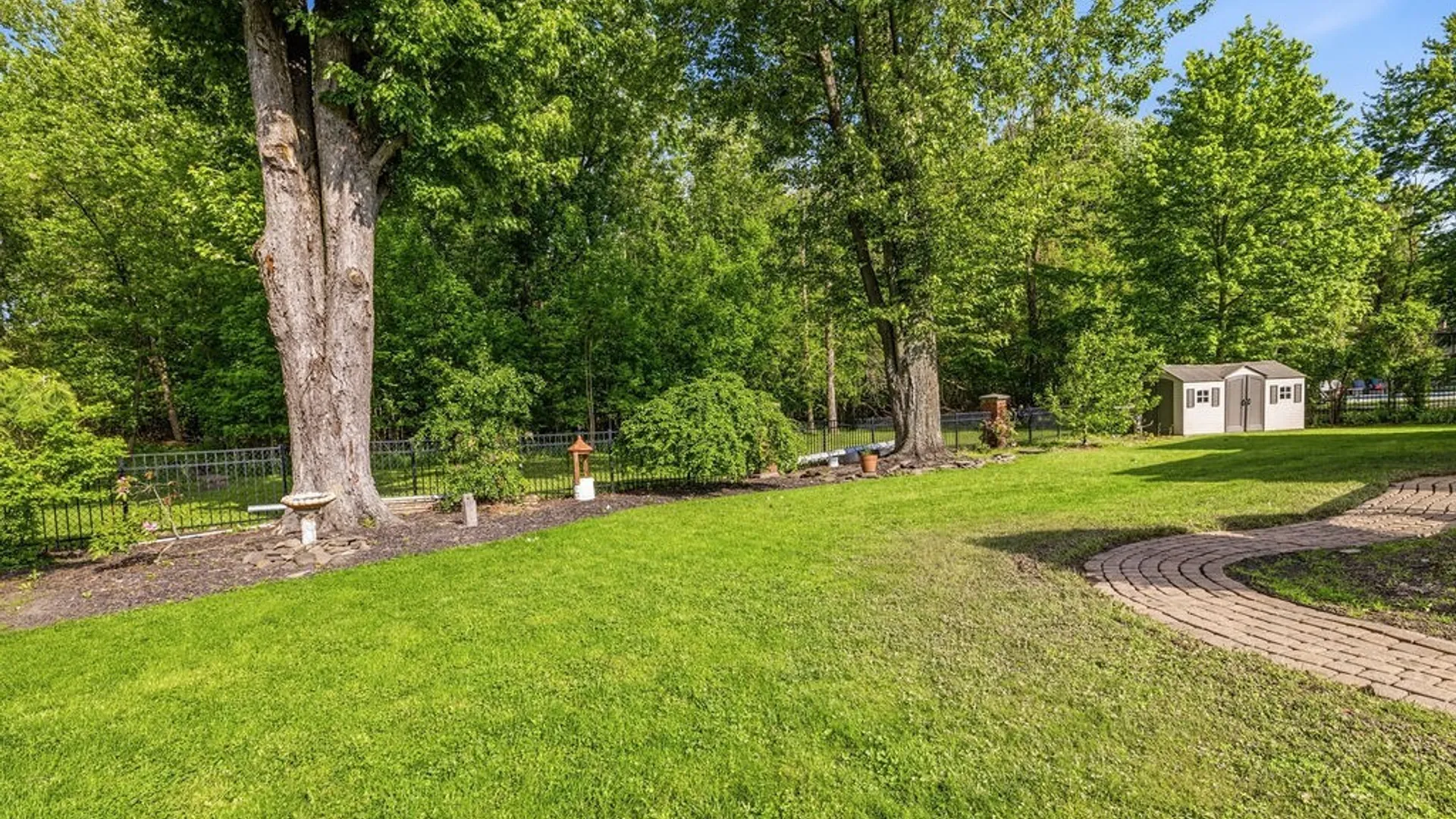 Property at 442 Forestview Drive, Amherst, NY 14221 37