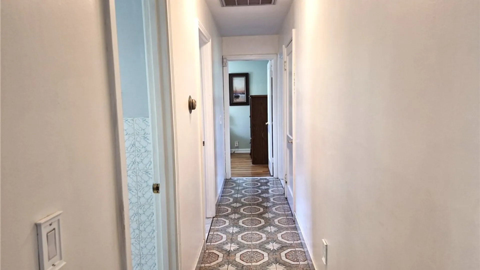 Property at 102 Hanover Avenue, Salina, NY 13088 17