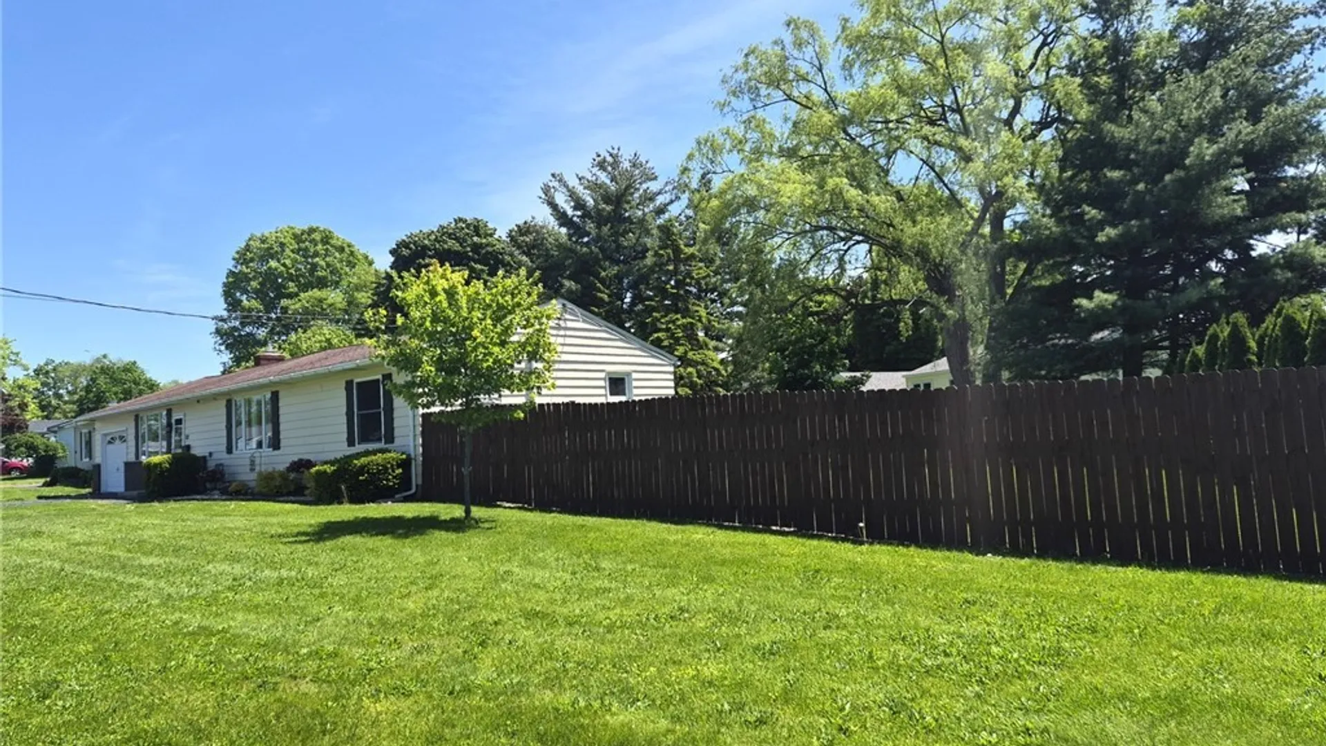 Property at 102 Hanover Avenue, Salina, NY 13088 2