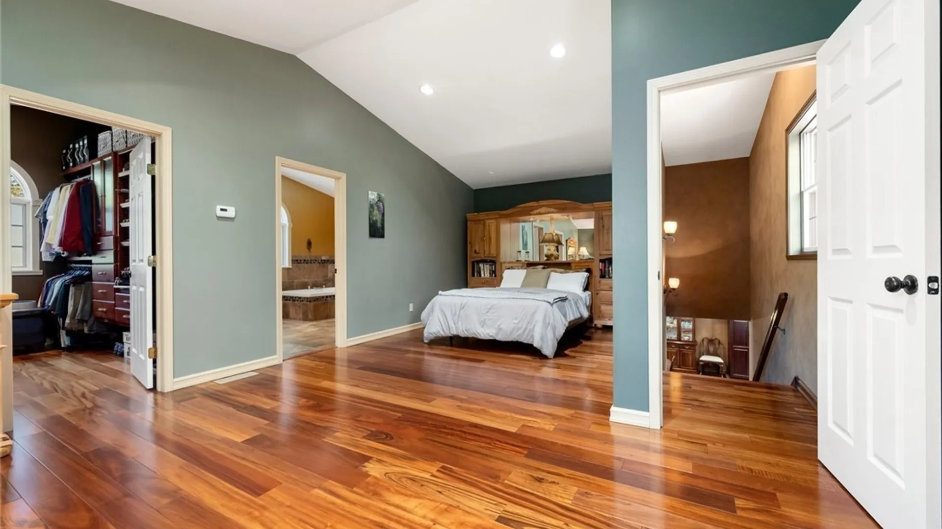 Property at 14 University Circle, Kirkland, NY 13323 13