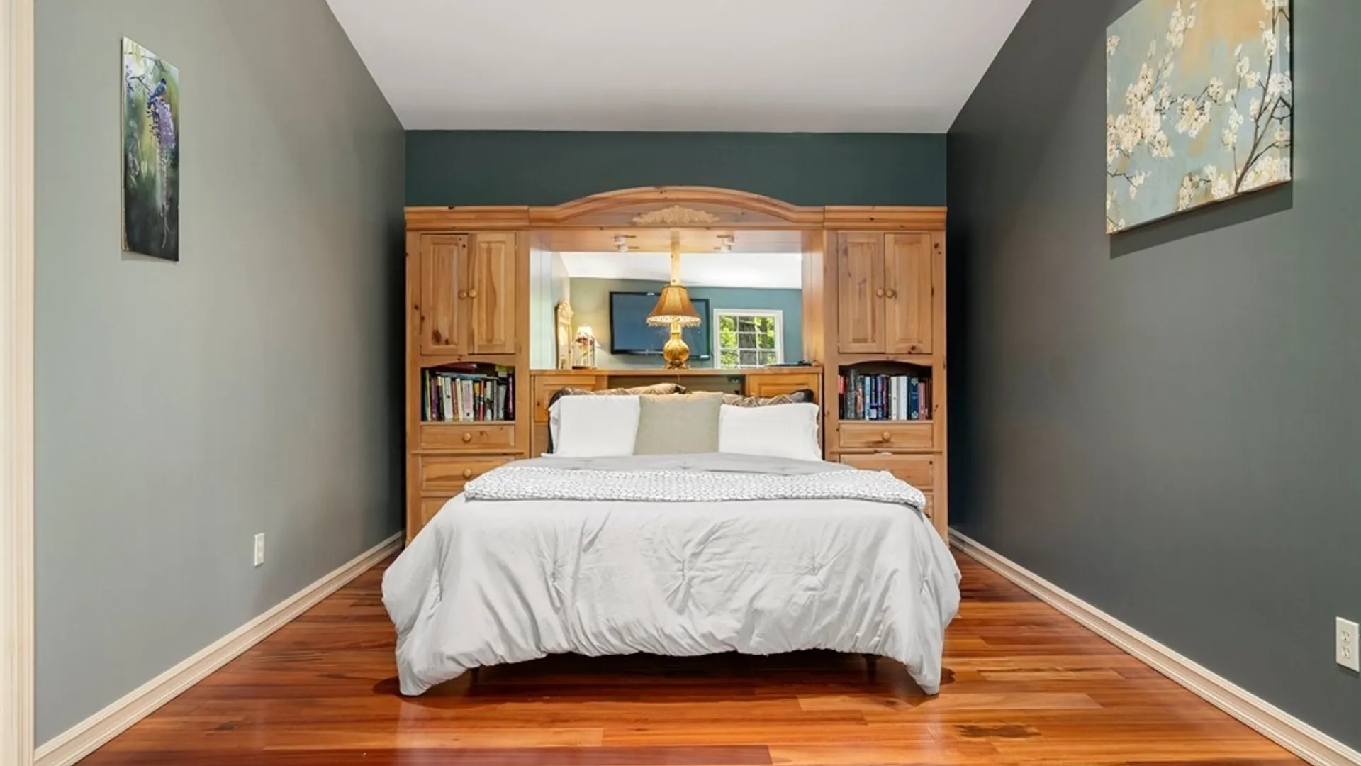Property at 14 University Circle, Kirkland, NY 13323 14