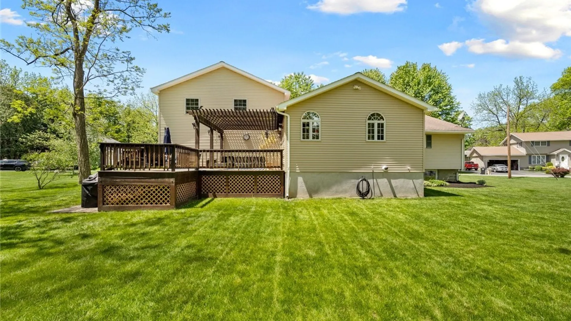 Property at 14 University Circle, Kirkland, NY 13323 40