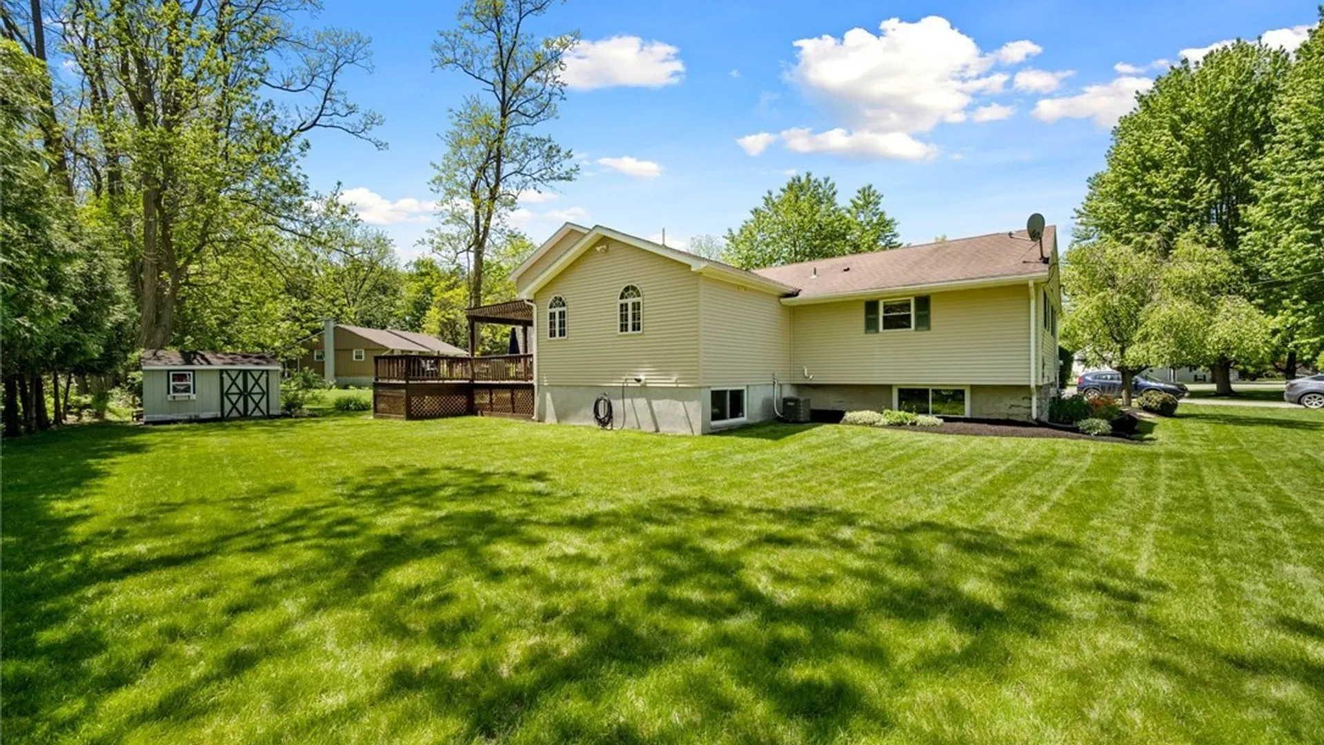Property at 14 University Circle, Kirkland, NY 13323 42