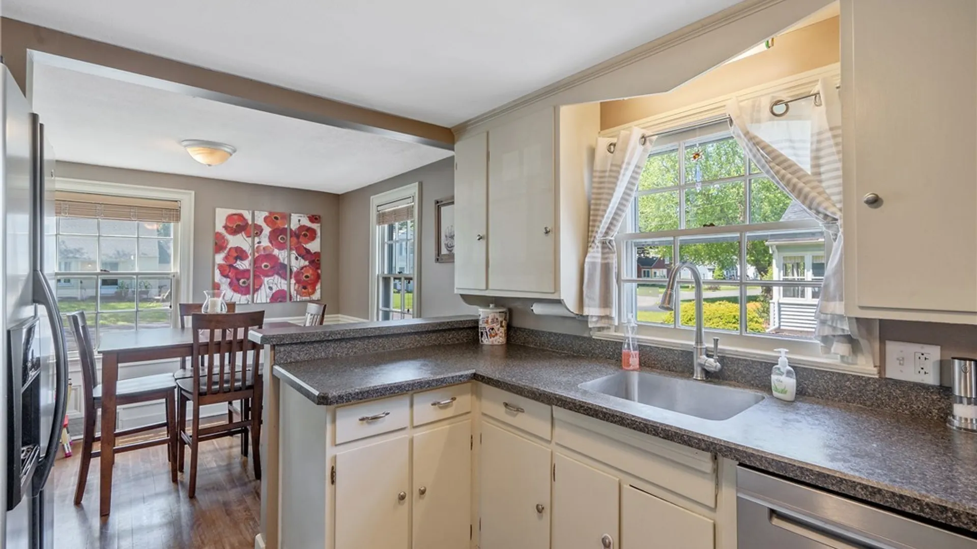Property at 120 Hazelhurst Avenue, Clay, NY 13212 10