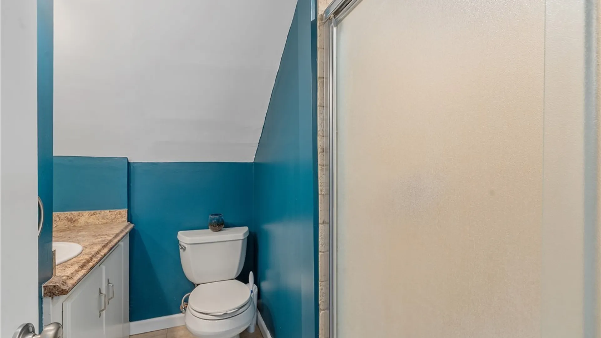 Property at 120 Hazelhurst Avenue, Clay, NY 13212 20