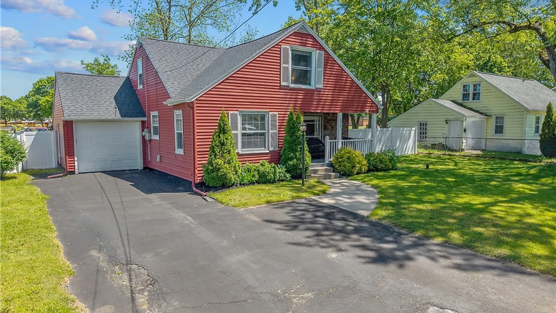 Property at 120 Hazelhurst Avenue, Clay, NY 13212 31