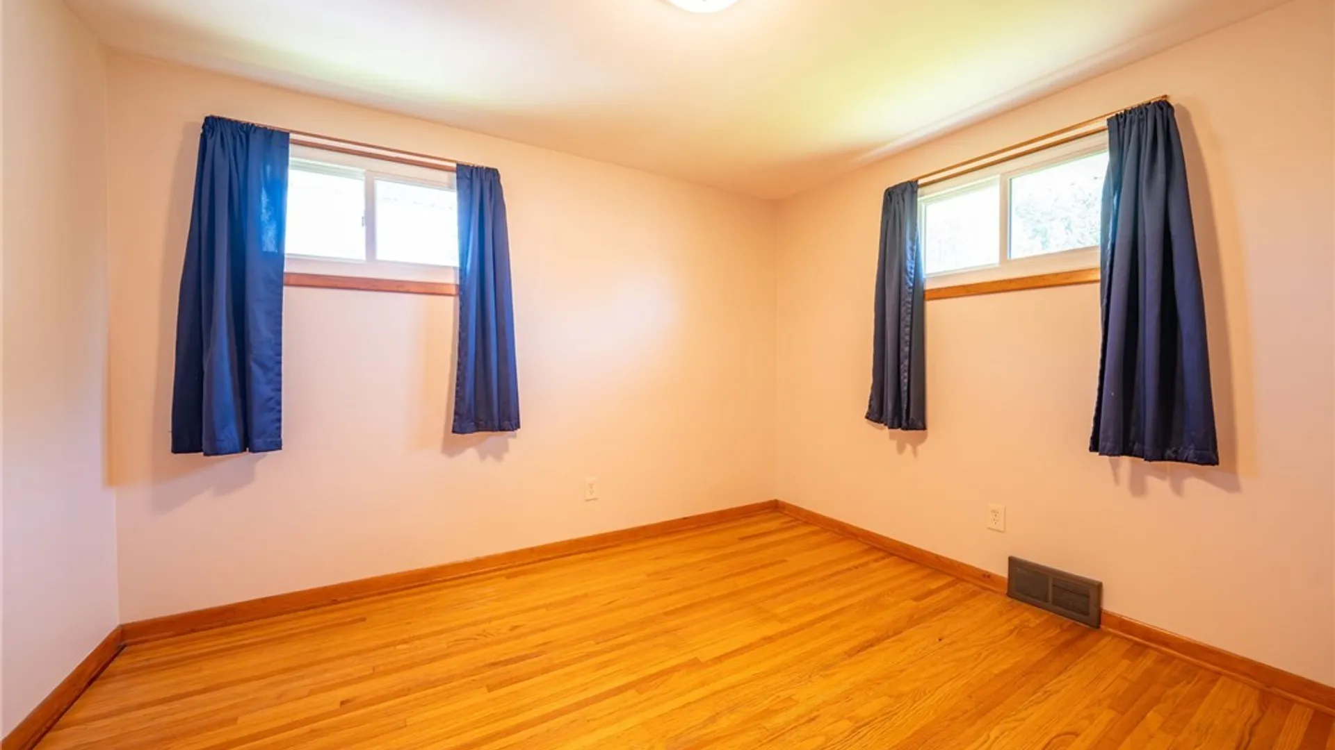 Property at 15 Colton Street, Cheektowaga, NY 14206 20
