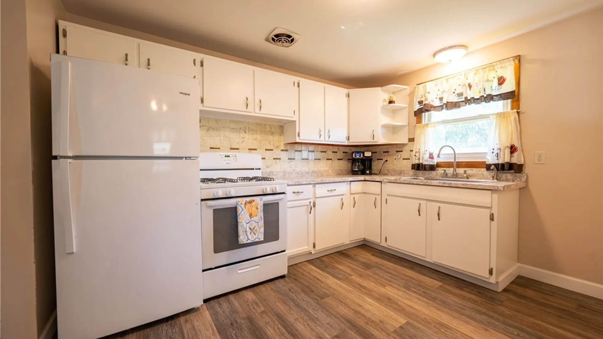 Property at 15 Colton Street, Cheektowaga, NY 14206 6