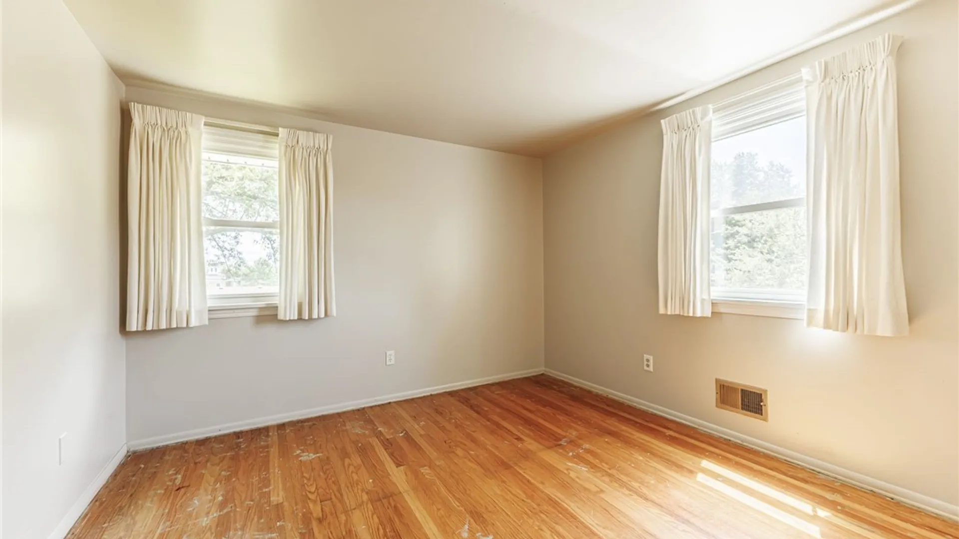 Property at 12 Blue Spruce Lane, Perinton, NY 14450 20