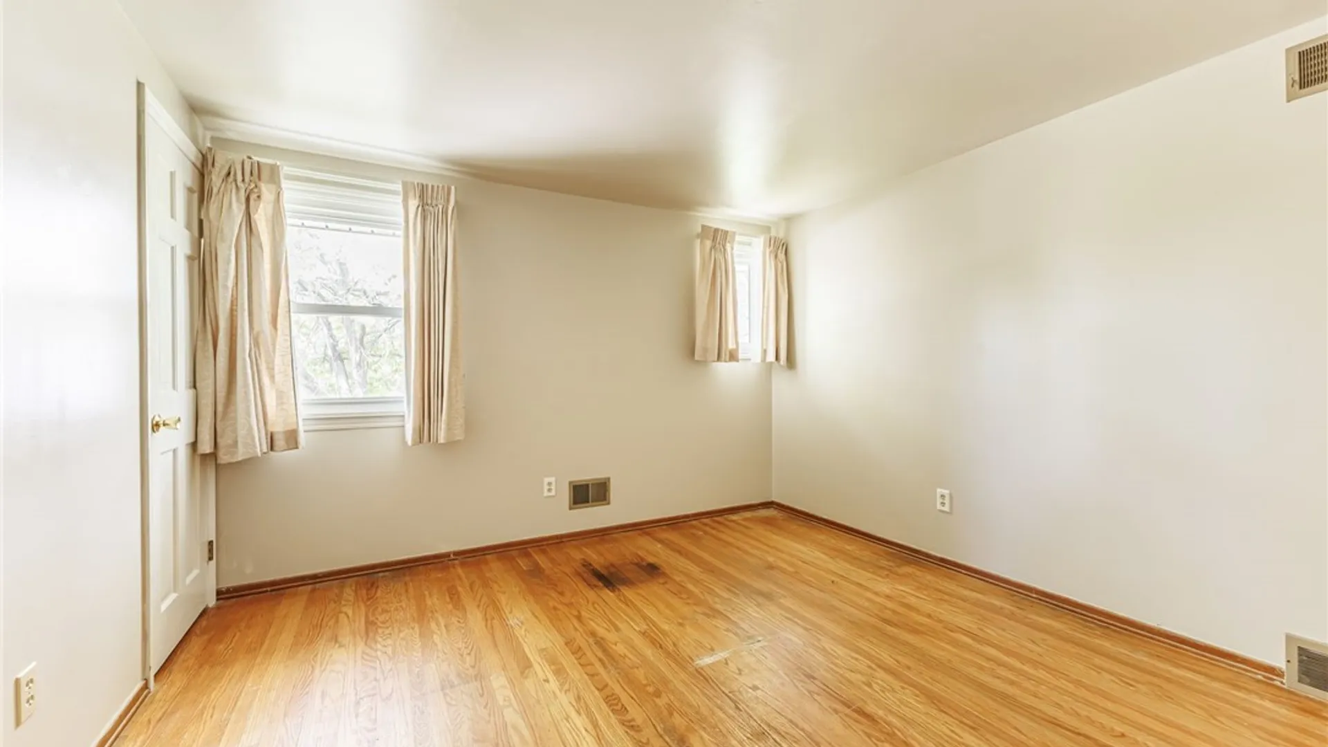 Property at 12 Blue Spruce Lane, Perinton, NY 14450 21