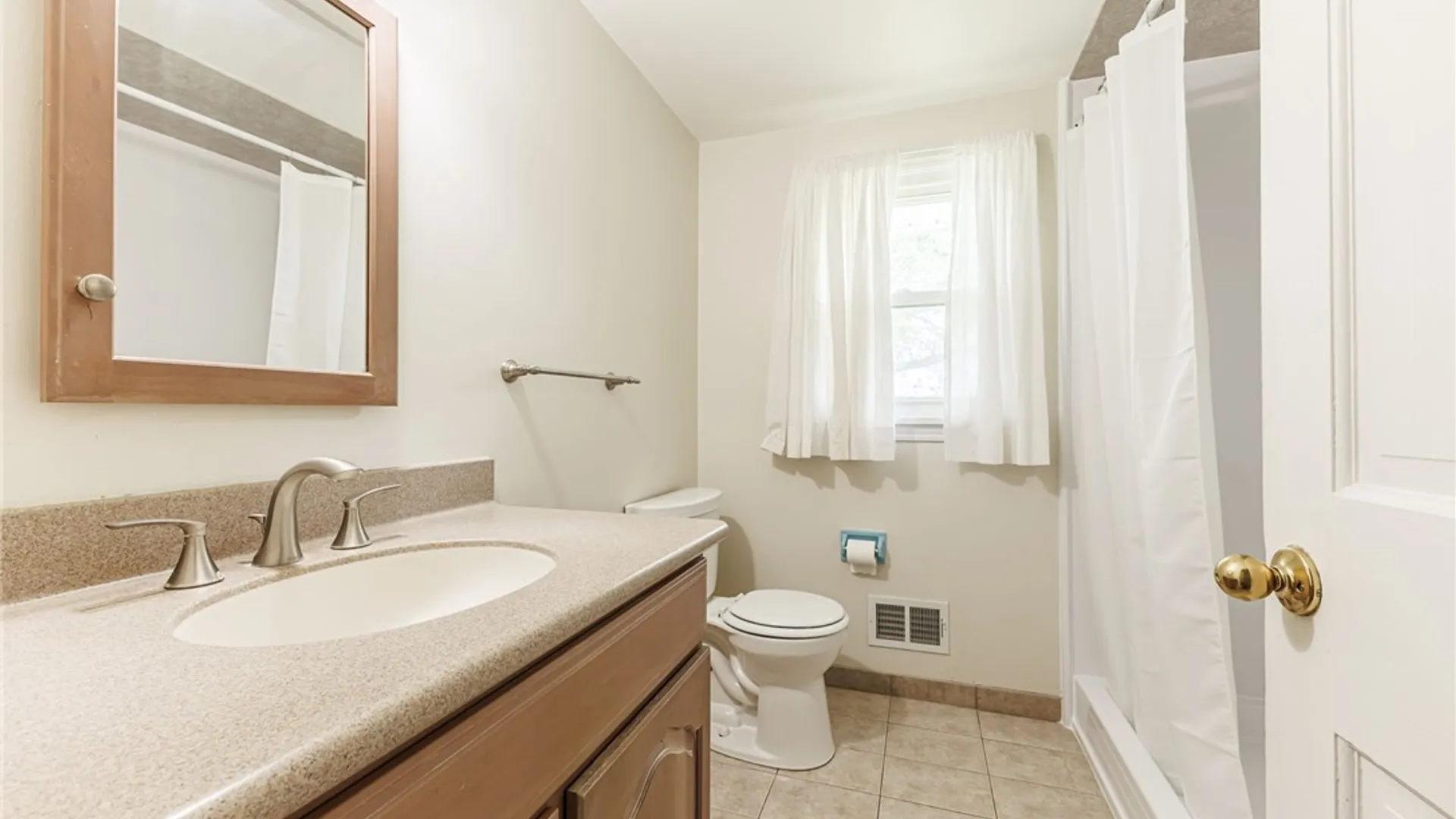 Property at 12 Blue Spruce Lane, Perinton, NY 14450 24