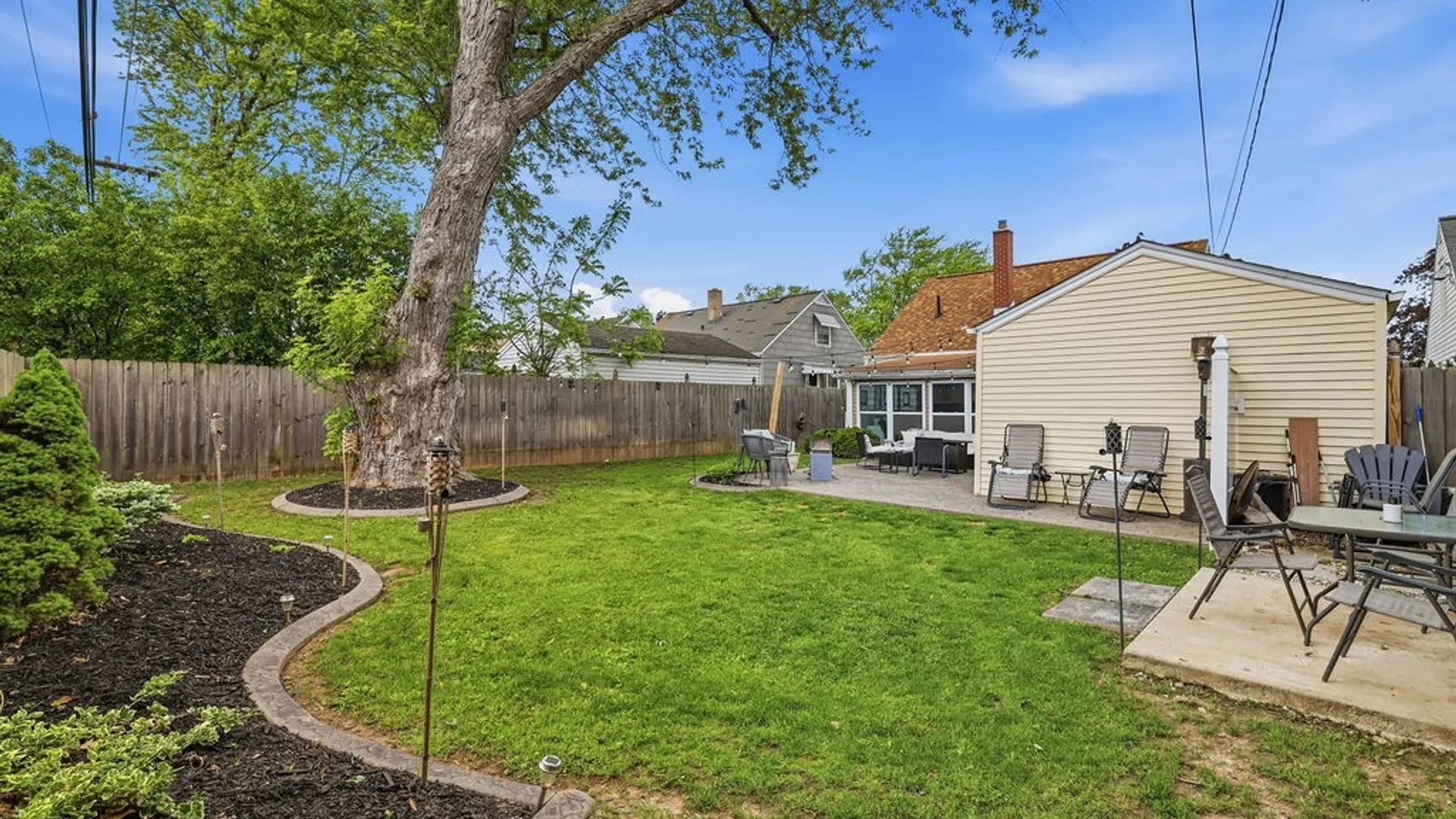 Property at 157 Thorncliff Road, Tonawanda, NY 14223 6
