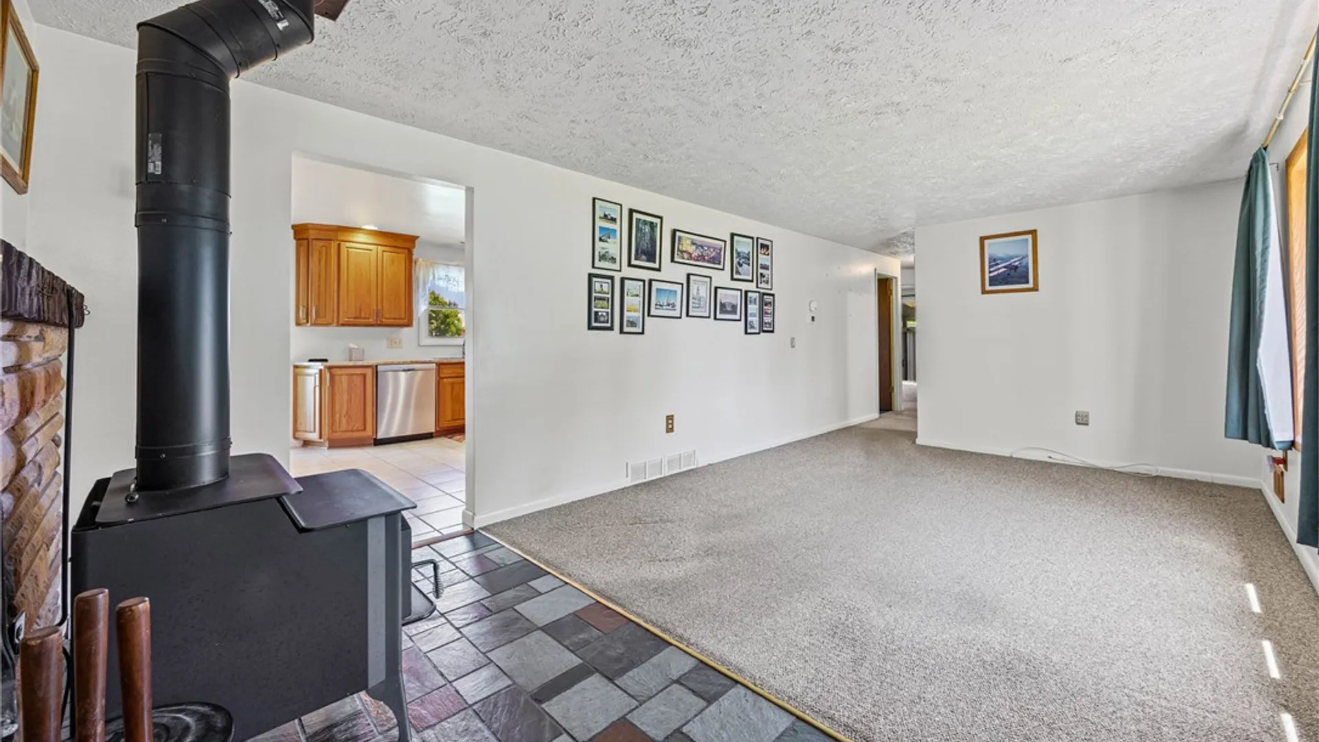 Property at 824 Hamlin Parma Townline Road, Parma, NY 14468 10