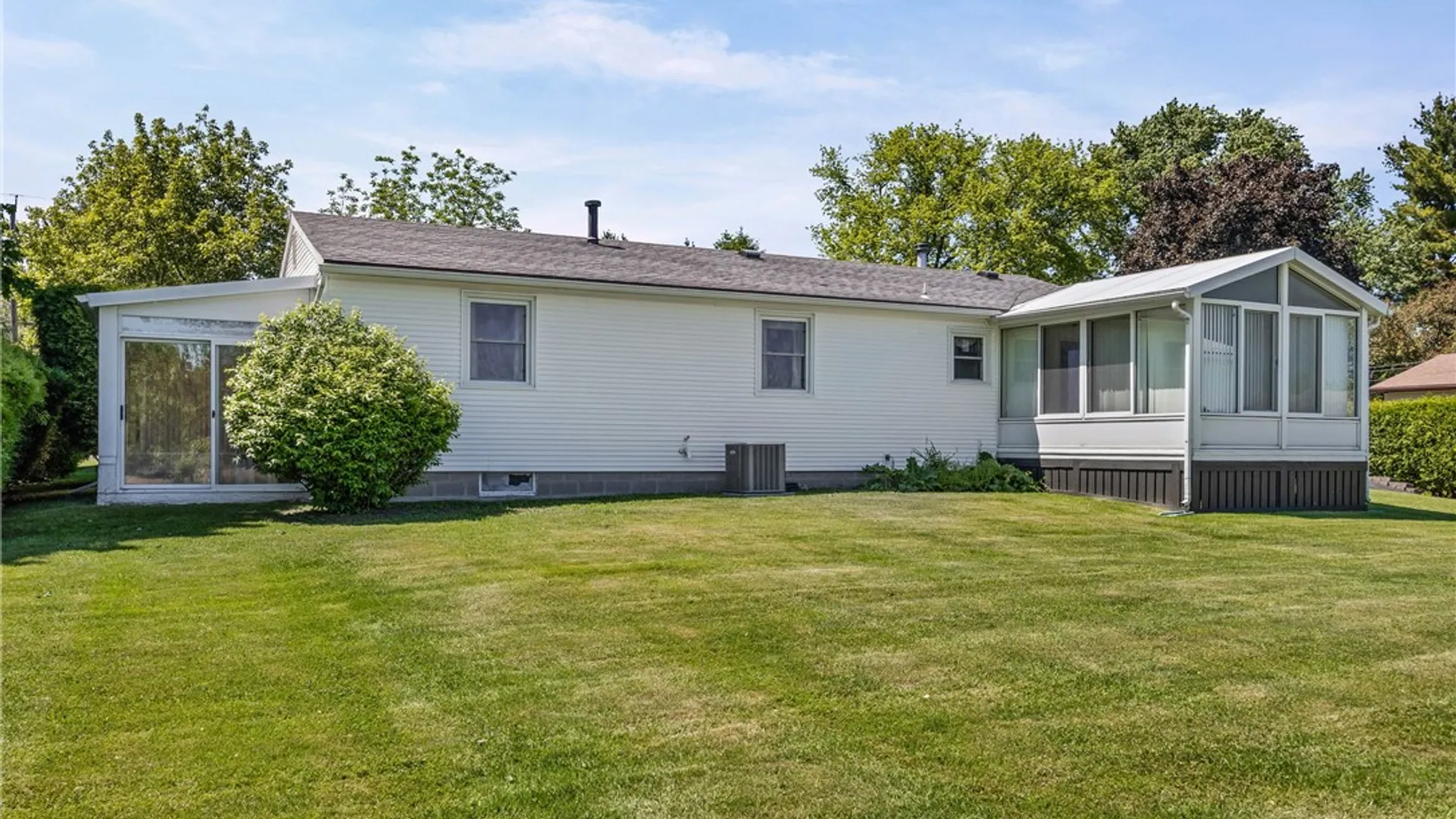 Property at 824 Hamlin Parma Townline Road, Parma, NY 14468 3