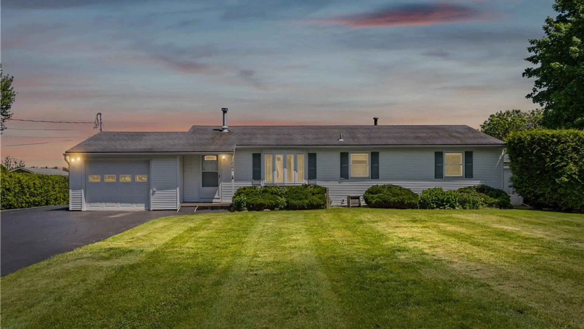 Property at 824 Hamlin Parma Townline Road, Parma, NY 14468 35
