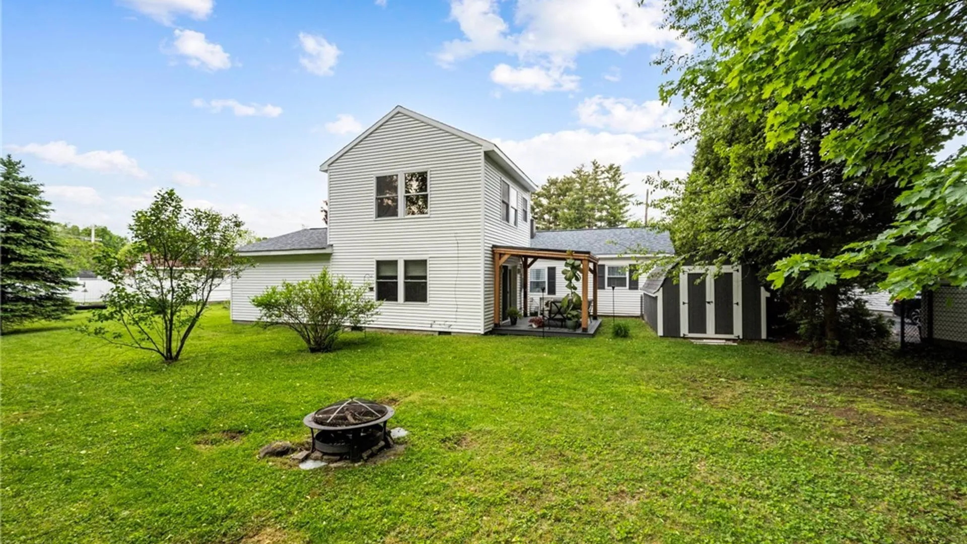 Property at 1 Cone Circle, New Hartford, NY 13413 41