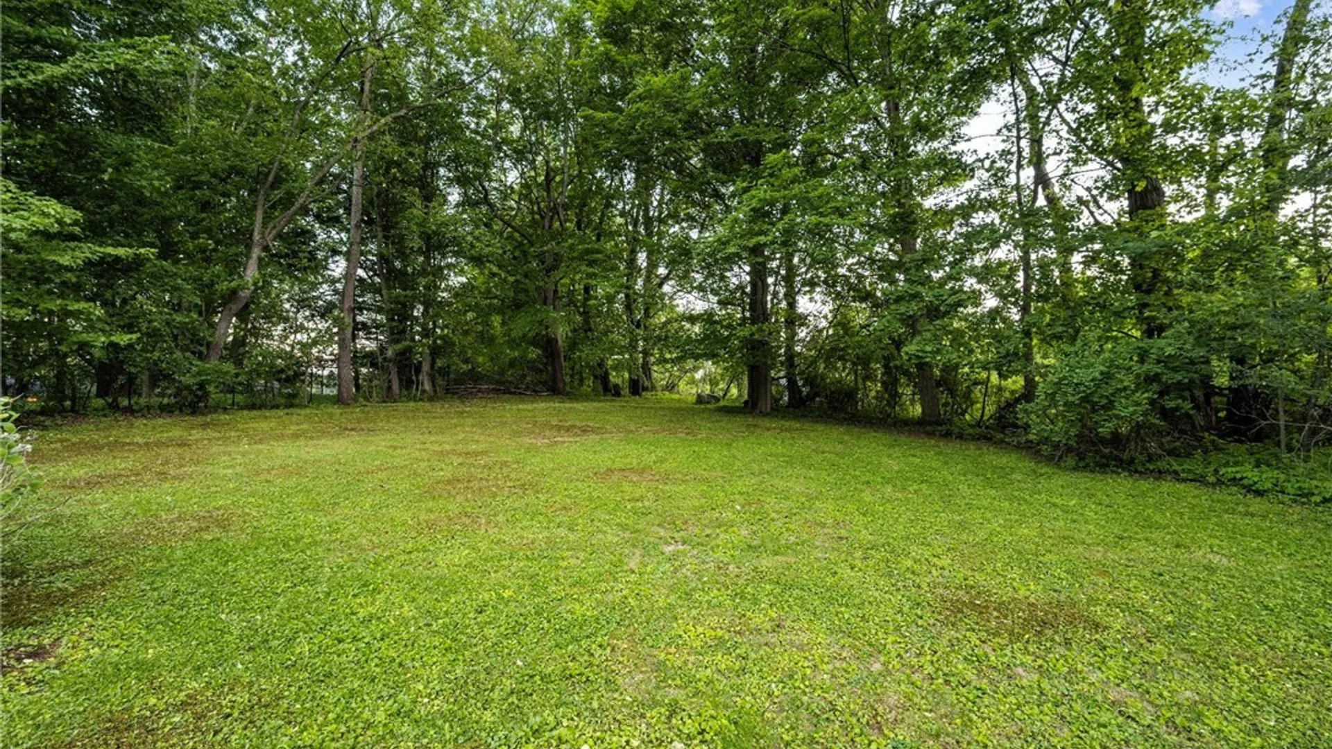 Property at 1 Cone Circle, New Hartford, NY 13413 42