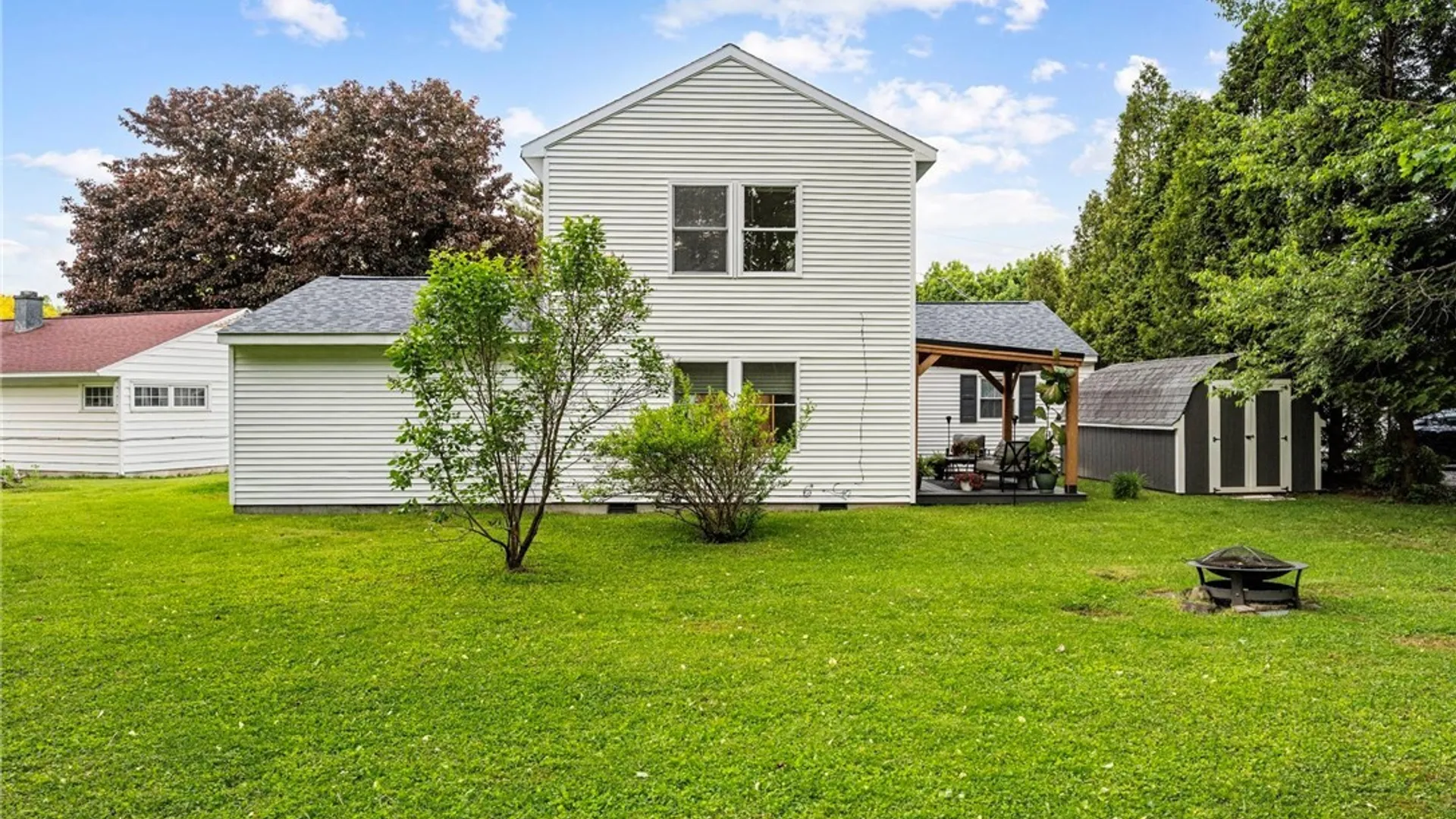 Property at 1 Cone Circle, New Hartford, NY 13413 43