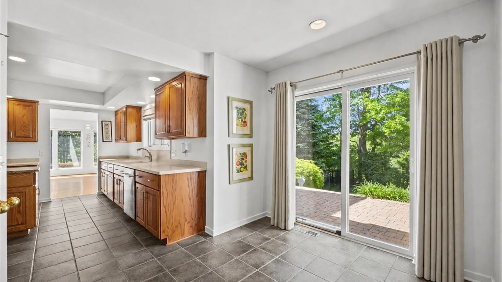 Property at 11 Scr Lane, Perinton, NY 14564 8