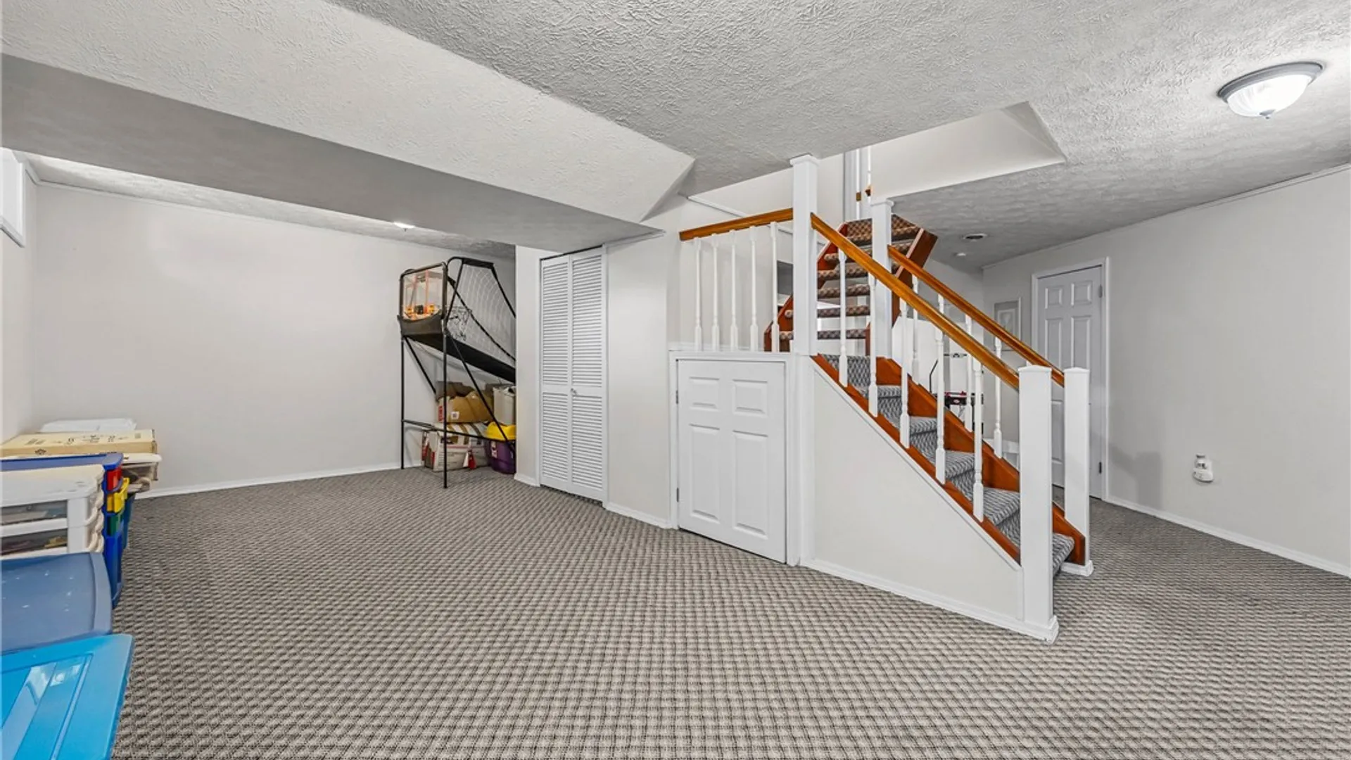Property at 1052 Hard Rock Road, Webster, NY 14580 33