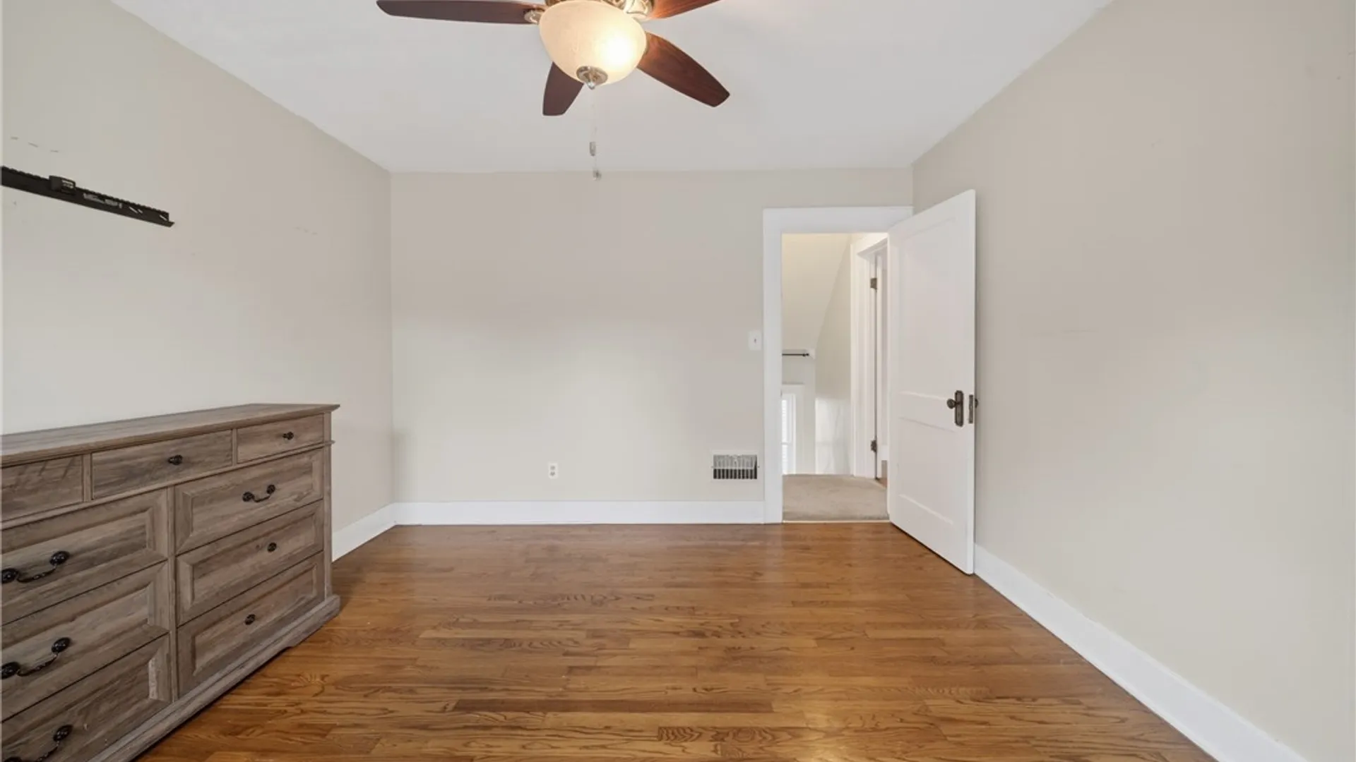 Property at 235 Homecroft Road, Syracuse, NY 13206 22