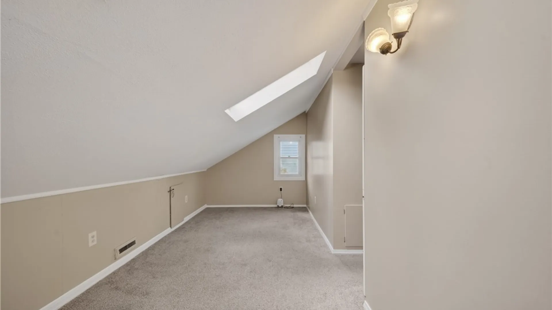 Property at 235 Homecroft Road, Syracuse, NY 13206 28