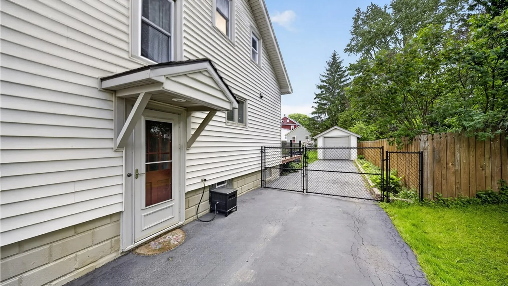 Property at 235 Homecroft Road, Syracuse, NY 13206 35