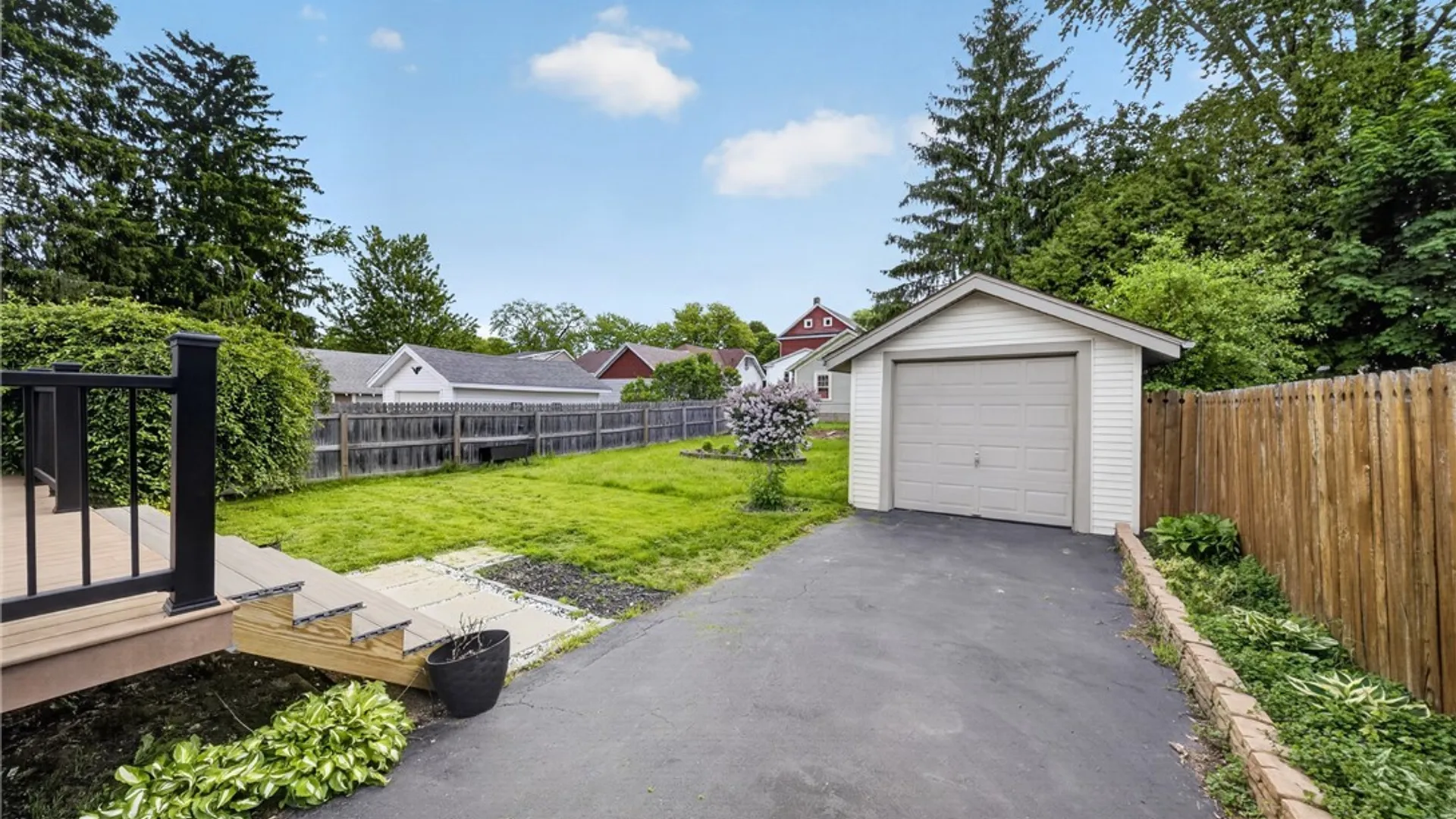 Property at 235 Homecroft Road, Syracuse, NY 13206 36