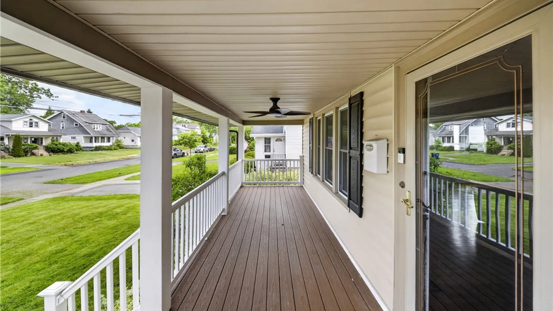 Property at 235 Homecroft Road, Syracuse, NY 13206 5