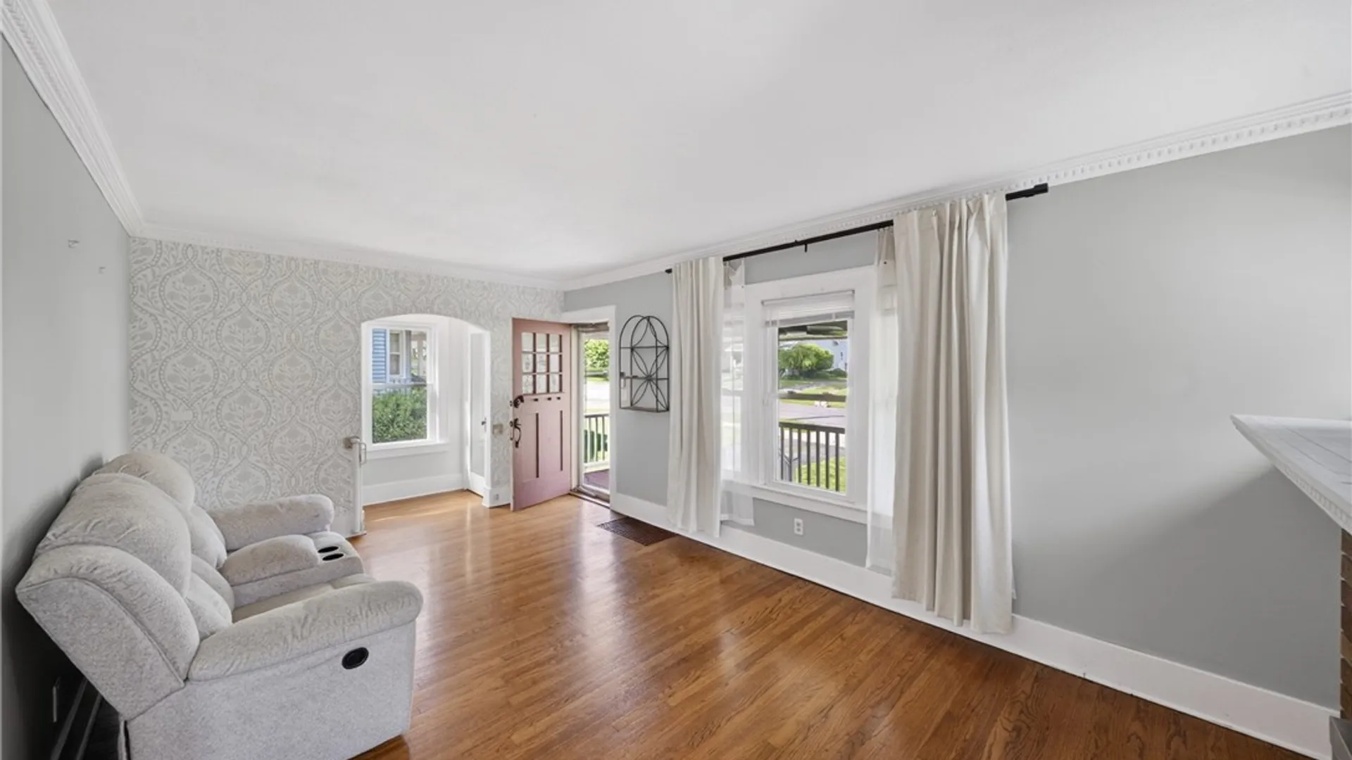 Property at 235 Homecroft Road, Syracuse, NY 13206 8