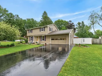 5 Sandy Hill Drive, Perinton, NY 14450