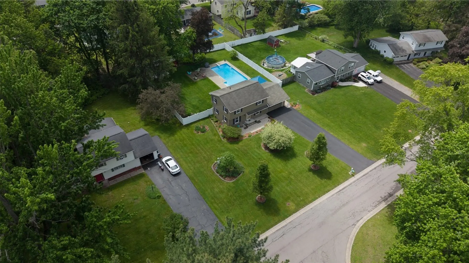 Property at 5 Sandy Hill Drive, Perinton, NY 14450 48