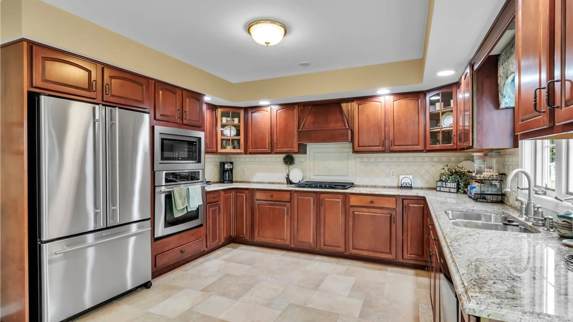 Property at 2650 Patel Drive, Wheatfield, NY 14304 13