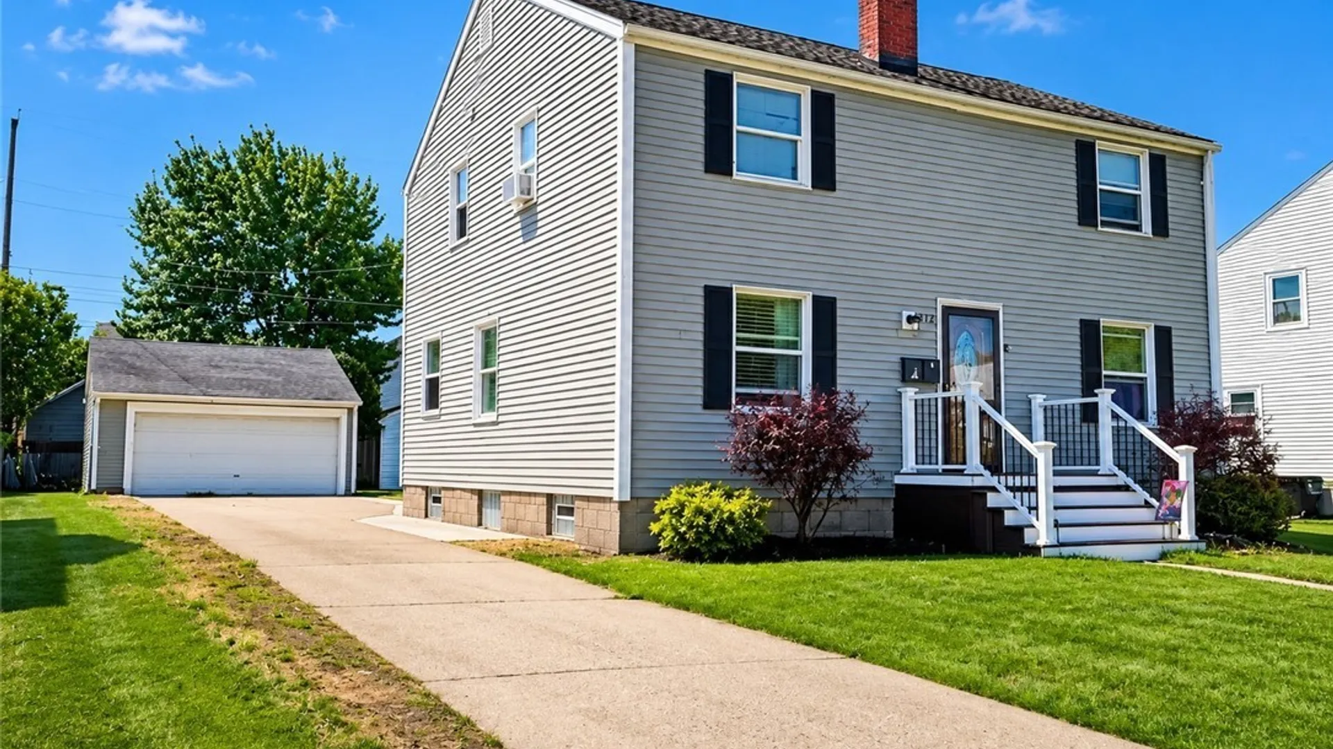 Property at 312 W Girard Boulevard, Tonawanda, NY 14217 2