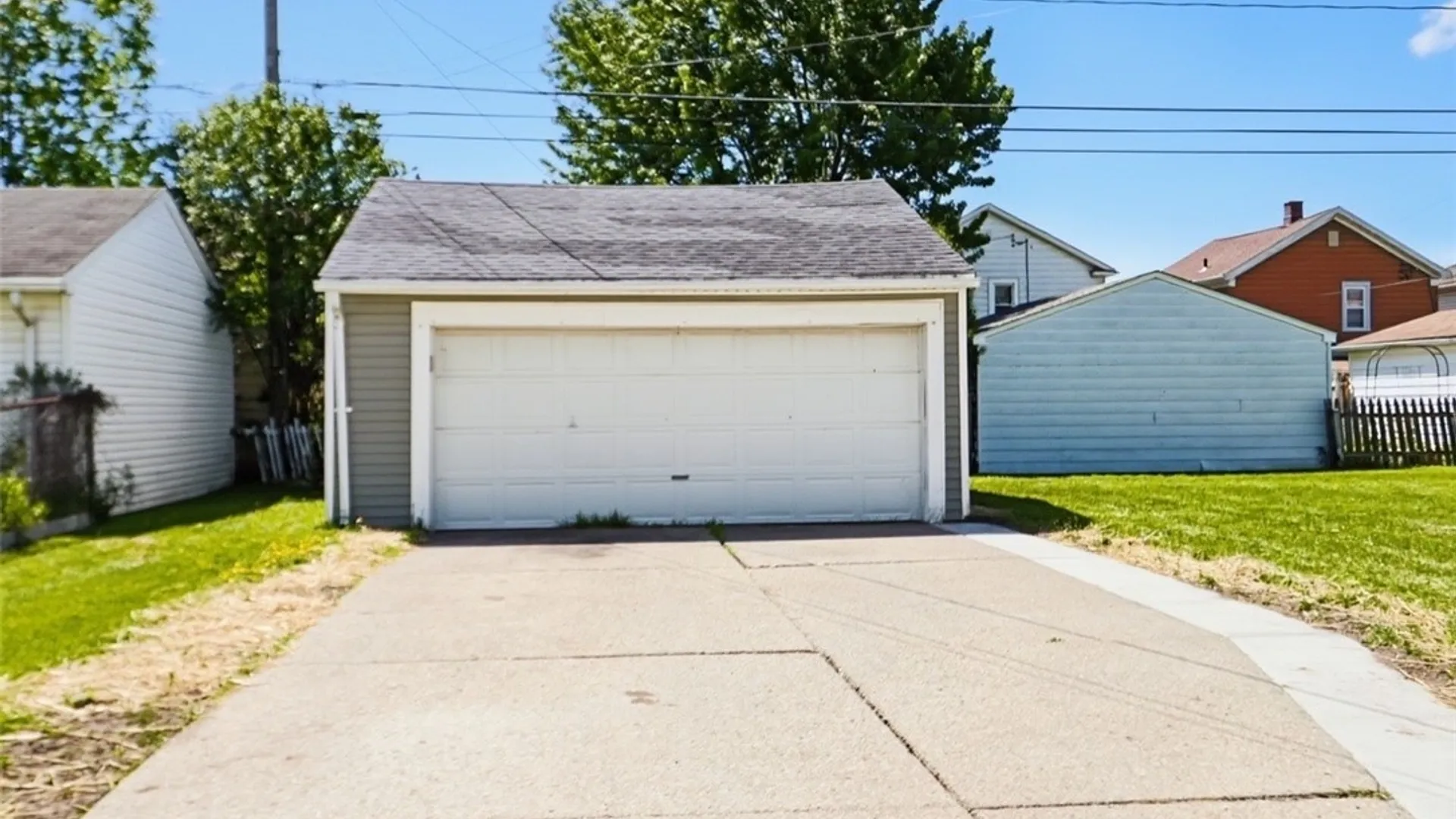 Property at 312 W Girard Boulevard, Tonawanda, NY 14217 5