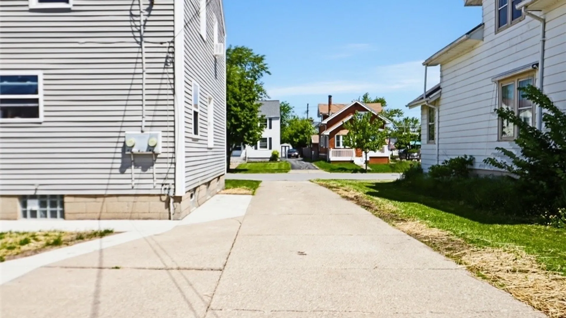 Property at 312 W Girard Boulevard, Tonawanda, NY 14217 6