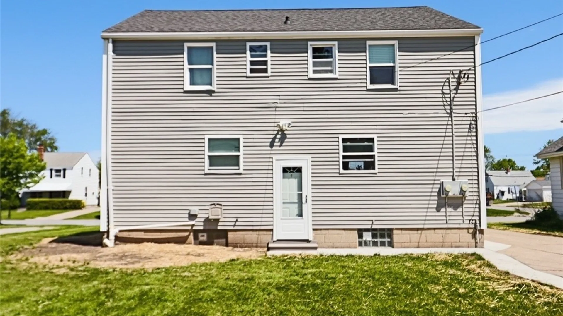 Property at 312 W Girard Boulevard, Tonawanda, NY 14217 9