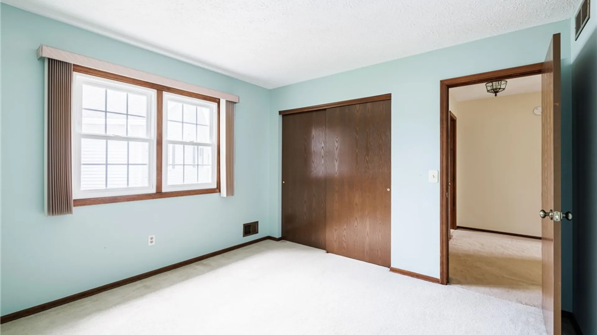 Property at 7 Alder Bush, Chili, NY 14624 19
