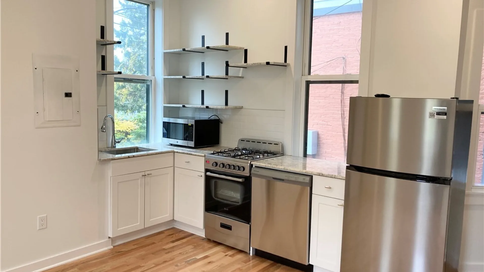 Property at 56 Trinity Place, Buffalo, NY 14201 3