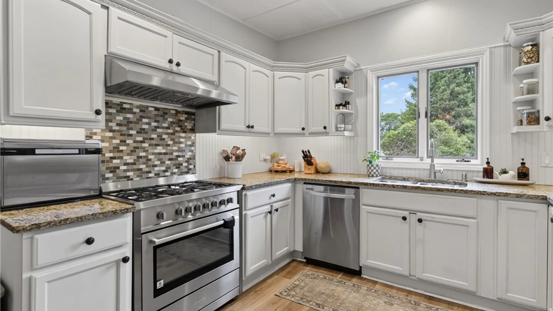 Property at 147 E Genesee Street, Auburn, NY 13021 25